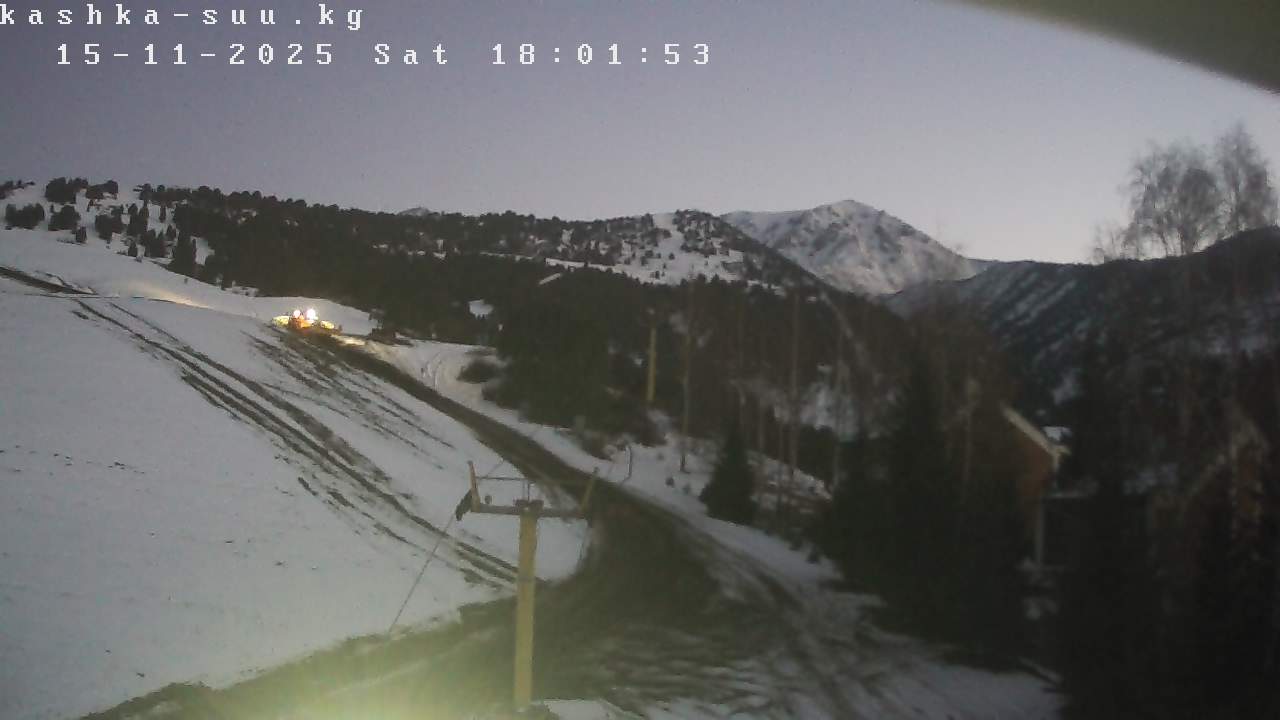 Ересек ана мен жас қыз баласымен жыныстық қатынасқа түседі. Күйеуі әйеліне досымен жыныстық қатынасқа түсуге рұқсат берді.